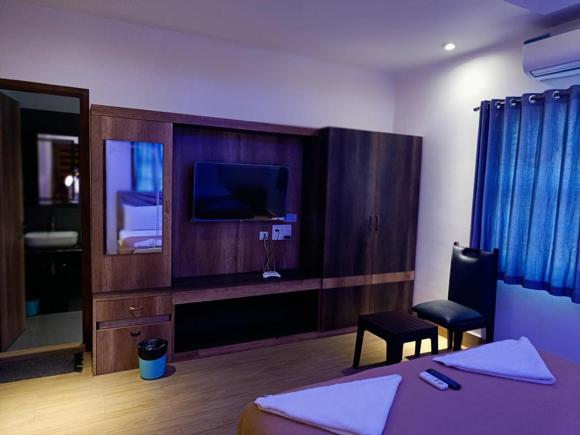 Umino Beach Resort Chennai Exteriör bild